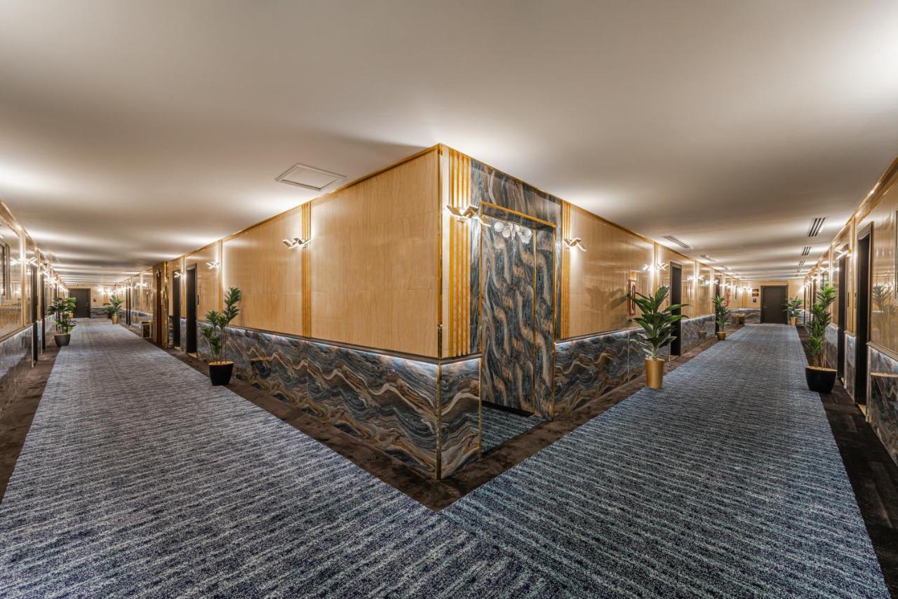 Ross Hotel Riyadh Exterior photo