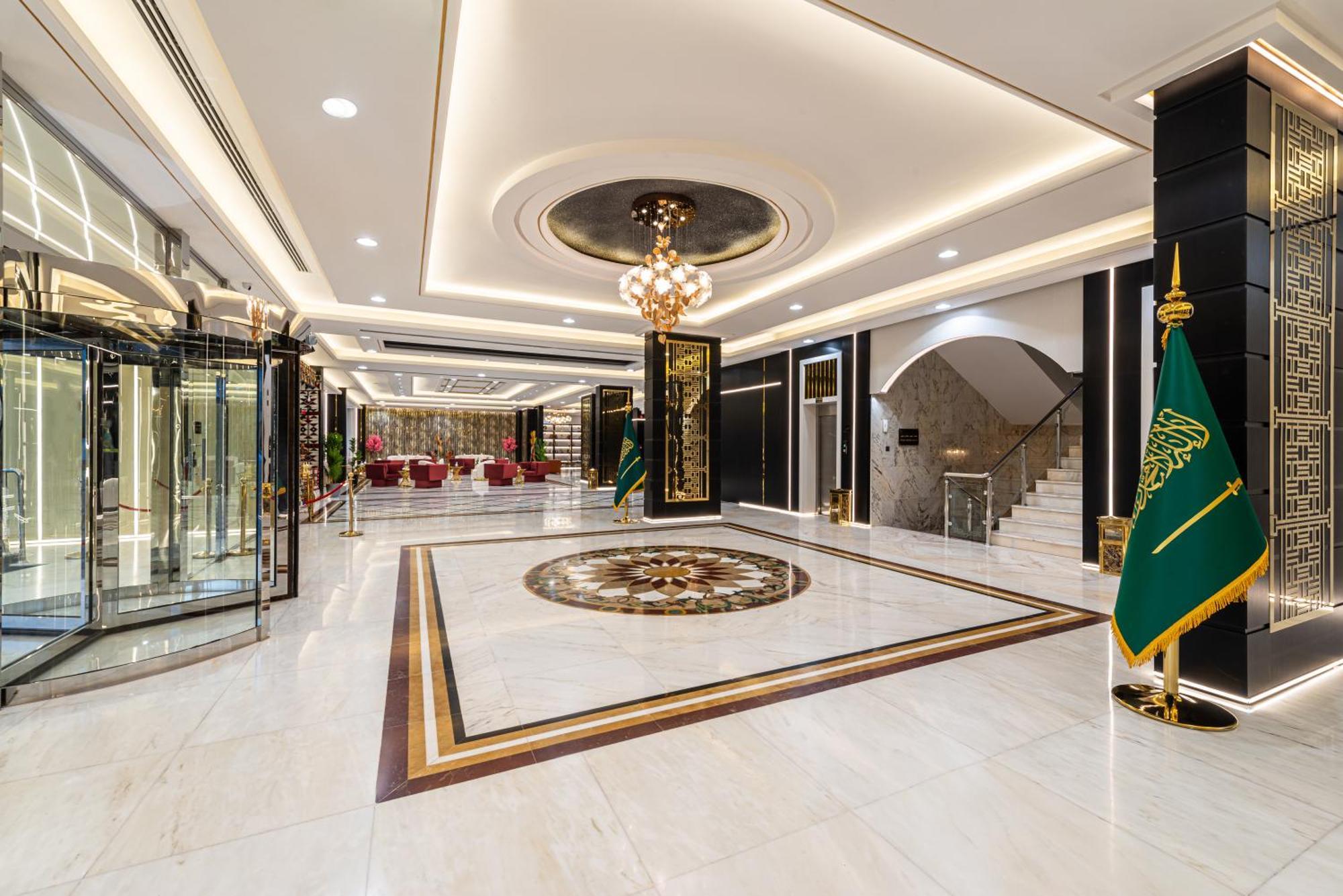Ross Hotel Riyadh Exterior photo